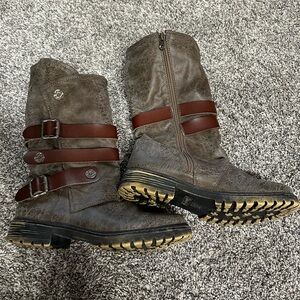 Women’s Blowfish Malibu size 9 boots